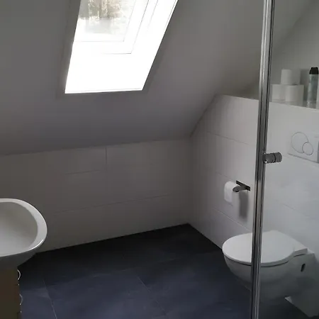 Jagdschloss 2. Etage 4 Personen * Winterberg